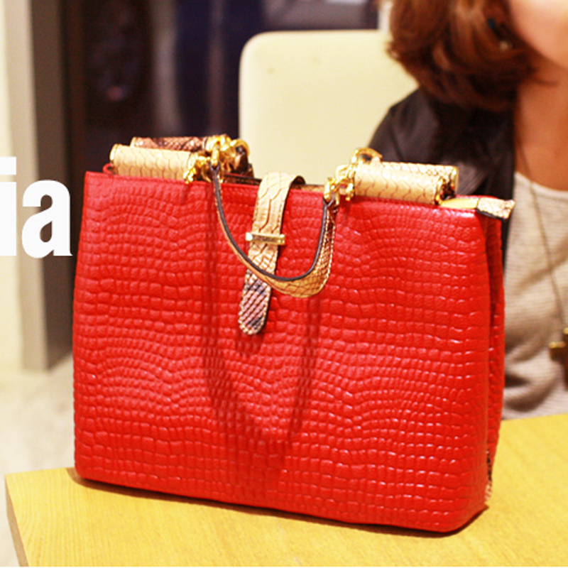 <em>什么牌子的</em>包包<em>好看</em>_ OL名媛气质<em>女包</em>热荐 一