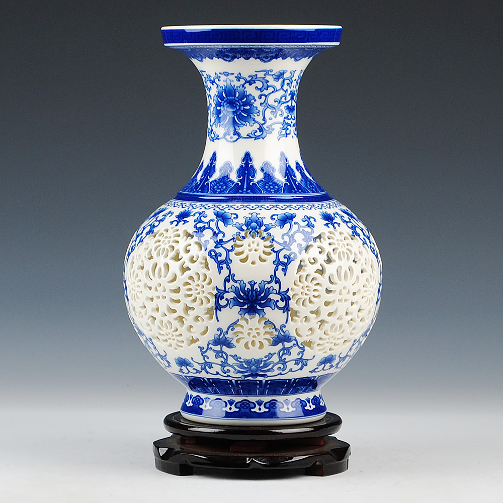 特价时尚 陶瓷装饰工艺品花瓶摆件 现代简约纯白极简镂空钩藤花插