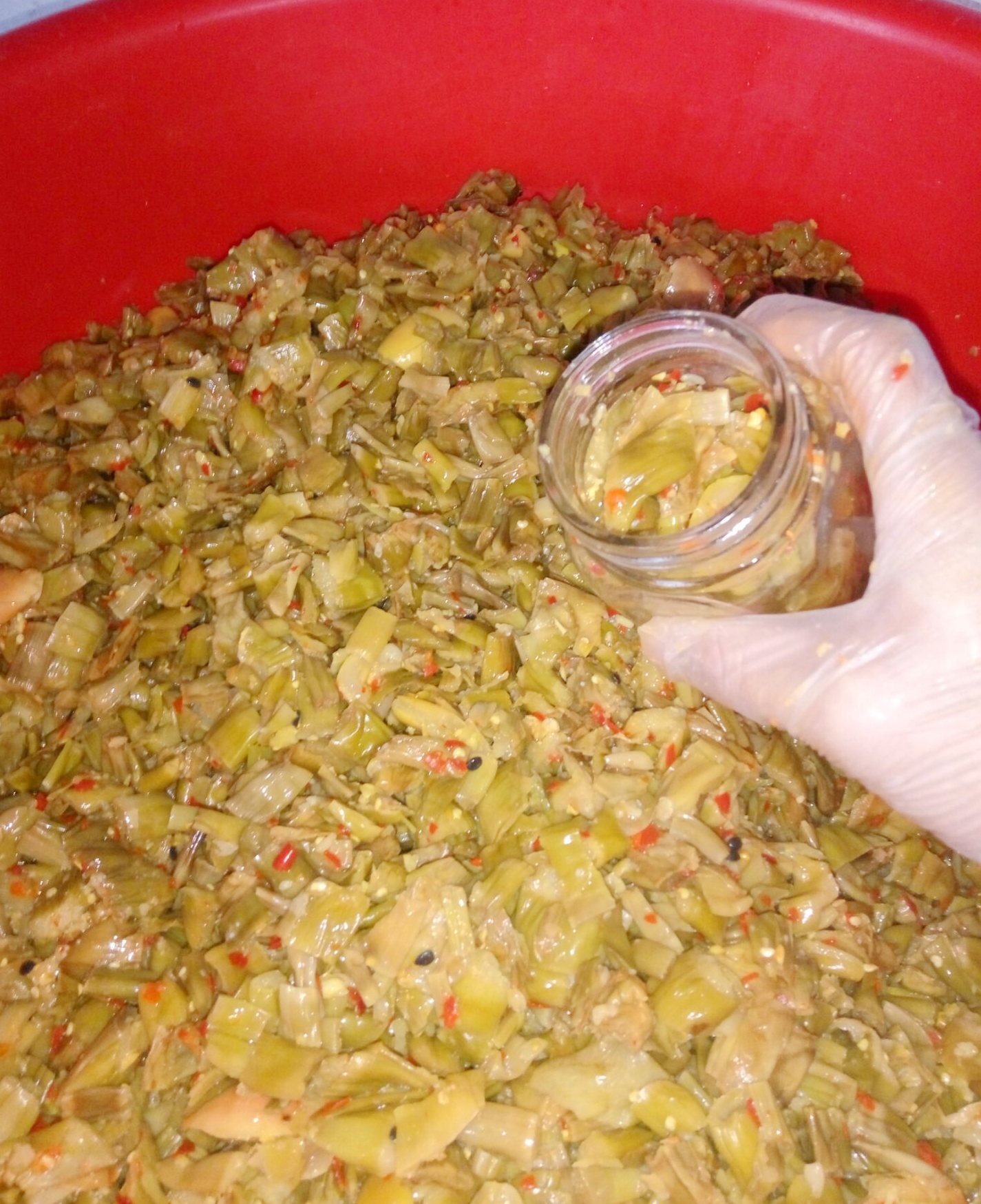 广西百香果酸辣芋蒙芋苗芋头梗老坛腌制开胃泡菜酸菜特产5瓶包邮
