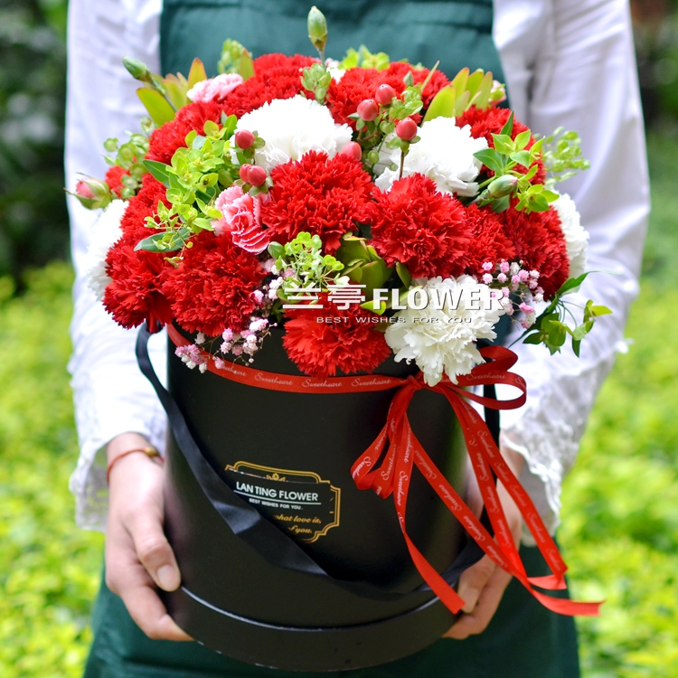 长沙鲜花速递康乃馨高端抱抱桶鲜花母亲节祝福鲜花同城花店送花