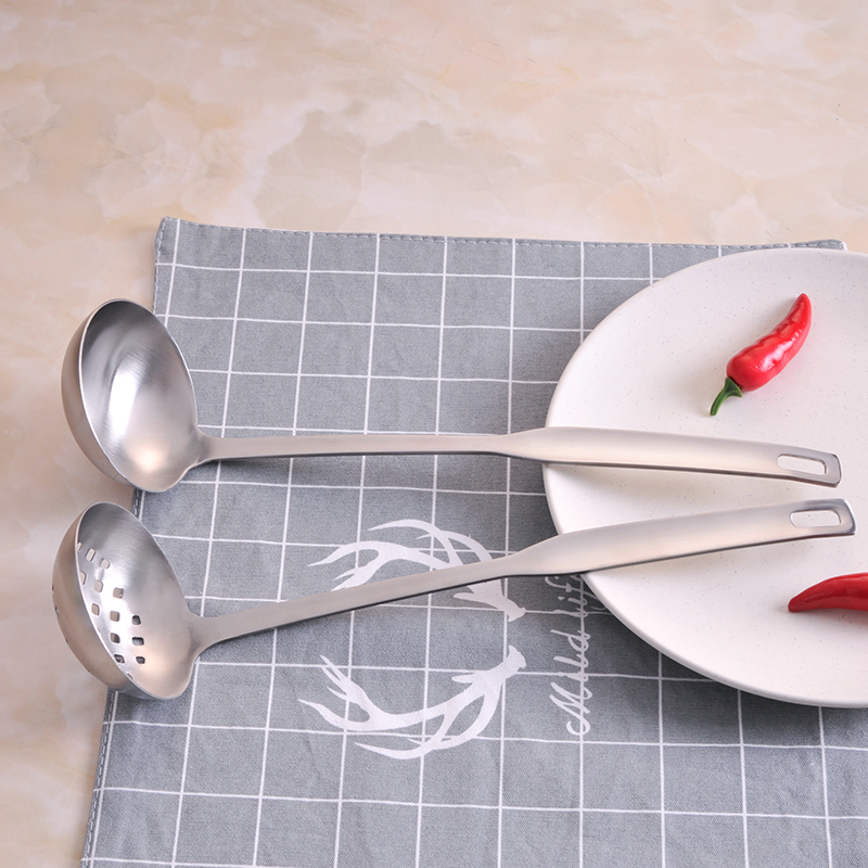 正品[大品牌板鞋]大公鸡品牌评测 大黄鸭品牌图