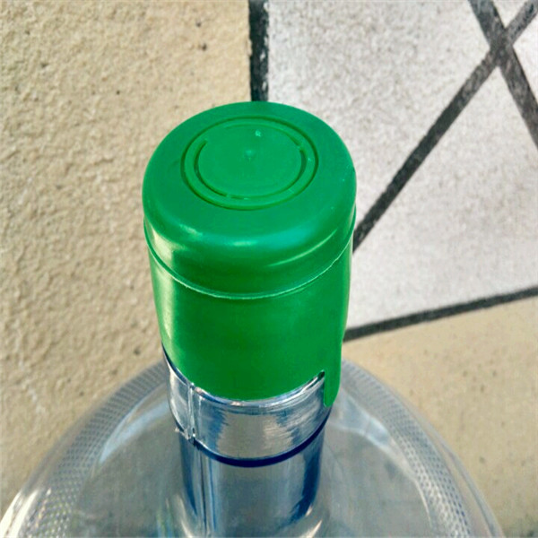9lӿȪˮƿͰɫʹˮ