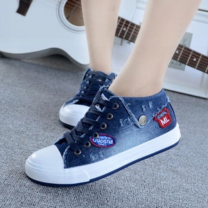 春夏季透气学生帆布鞋