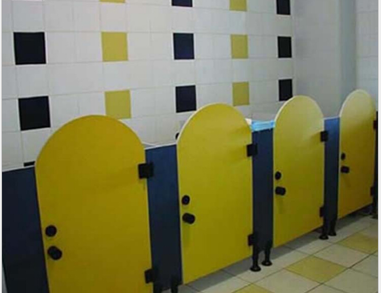 正品[幼儿蹲坑]幼儿园蹲坑尺寸评测 蹲坑厕所拍