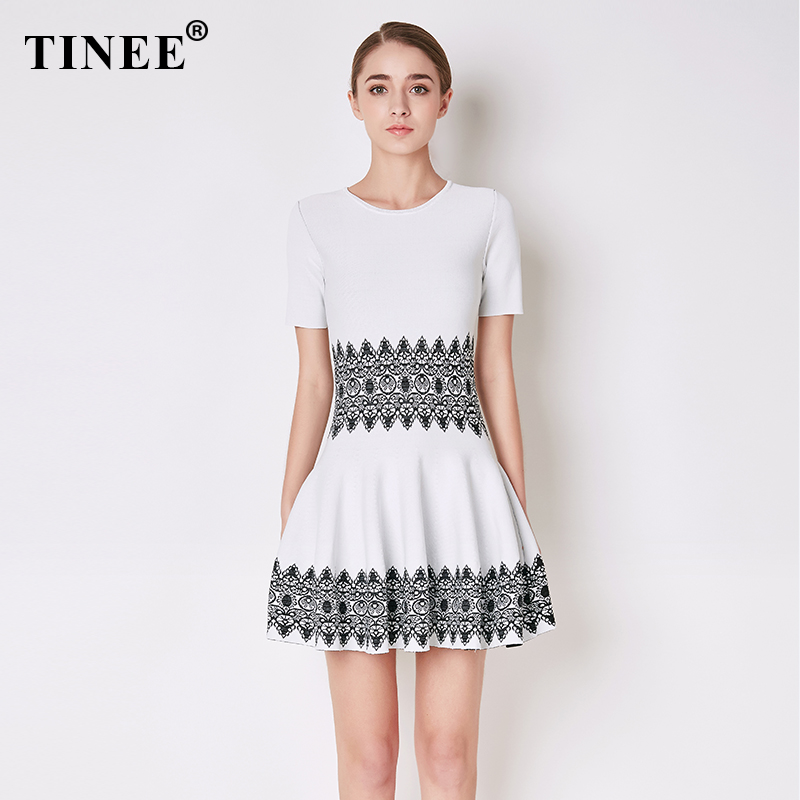 正品打折Tinee 2016夏装民族风堤花白色针织连