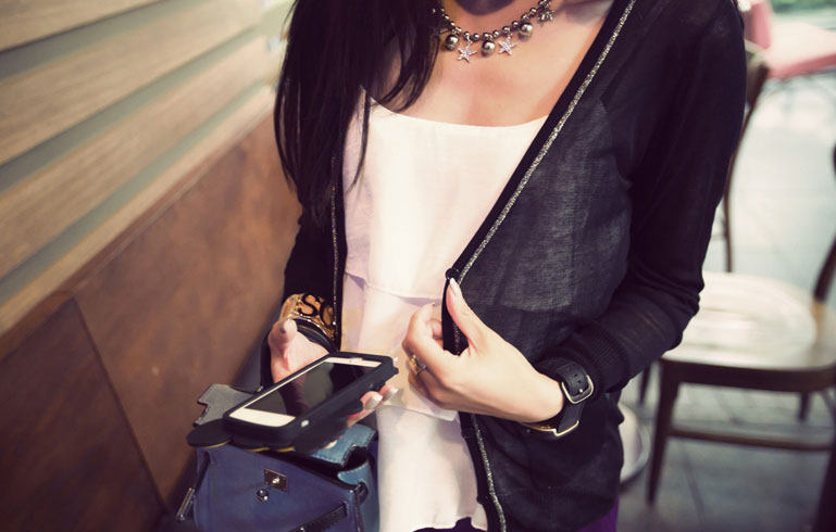 [<em>2015</em>爆款]<em>2015</em>秋新款<em>开衫</em>女短款<em>针织开衫</em>V领