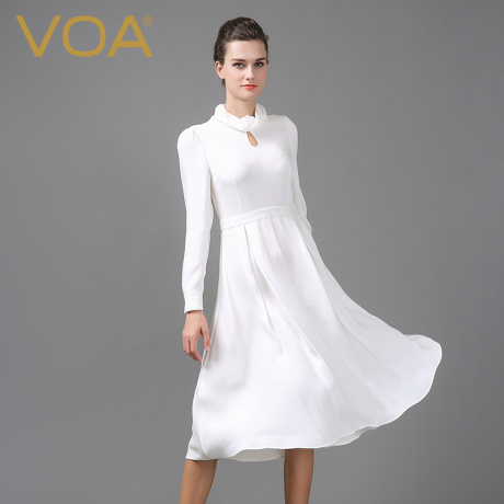 VOA乳白30姆米重磅真丝皇后呢堆堆领长袖高腰倒褶复古熟女连衣裙商品大图