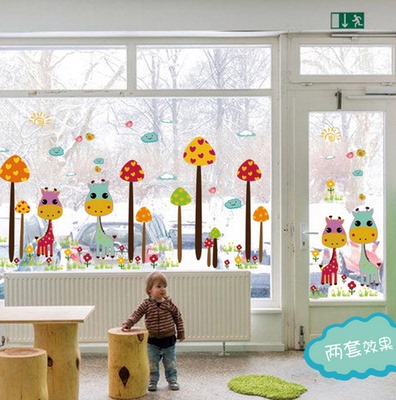 卡通动漫儿童房玻璃窗户防水墙贴画幼儿园教室布置墙面装饰长颈鹿