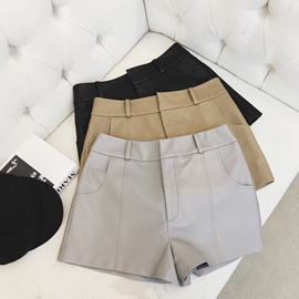 推荐最新短皮裤怎么搭配 短皮裤怎么搭配上衣