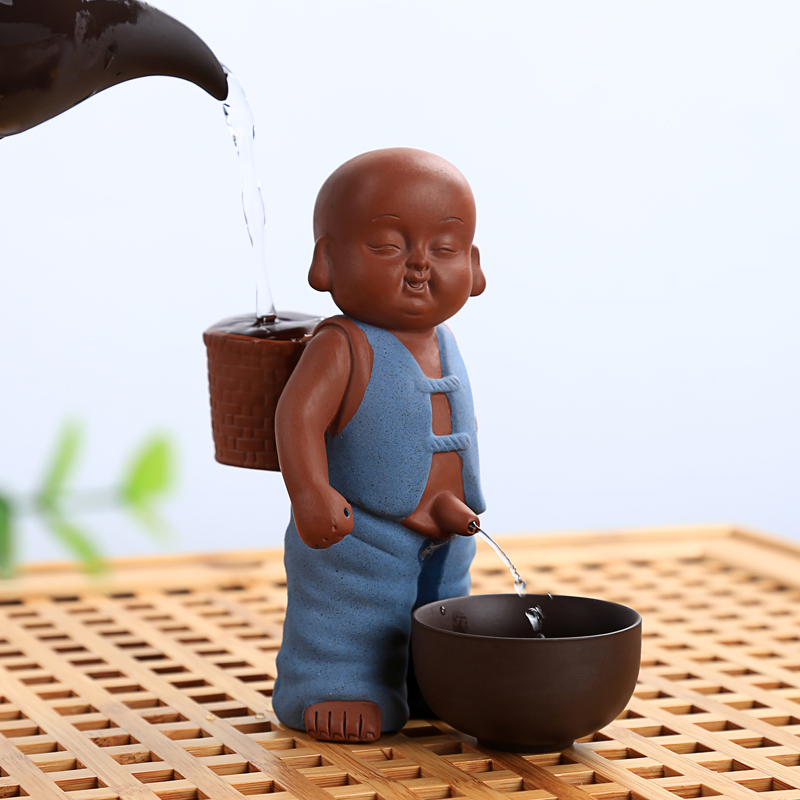彩砂尿童喷水趣味茶宠摆件精品紫砂小和尚小孩背蒌筐童子撒尿娃娃