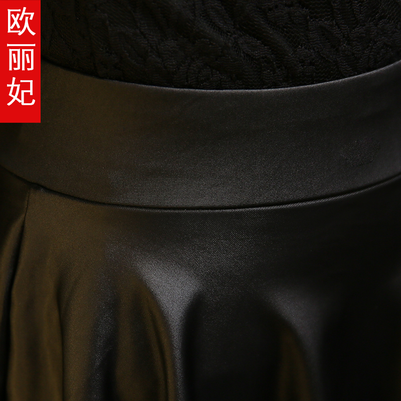 秋冬仿皮女皮裤薄款包臀带小脚裙子假两件打底