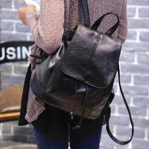 水洗皮休闲双肩包