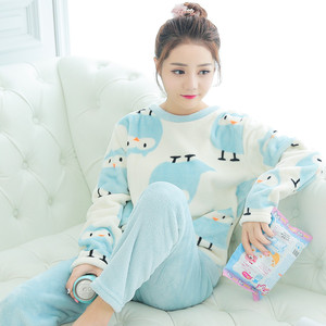 冬季加厚珊瑚绒睡衣