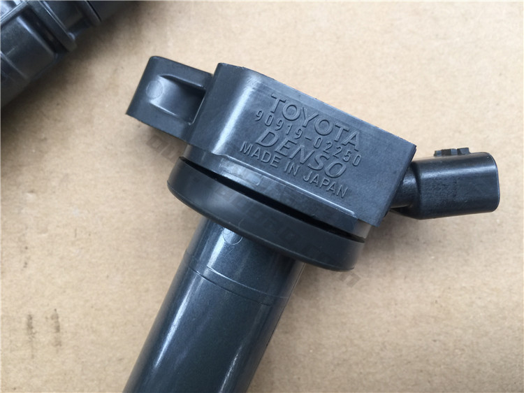 皇冠 锐志 雷克萨斯 3gr 5gr 2.5 3.0 3.5 点火线圈高压包
