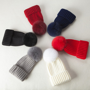 百搭保暖狐狸毛球毛线帽