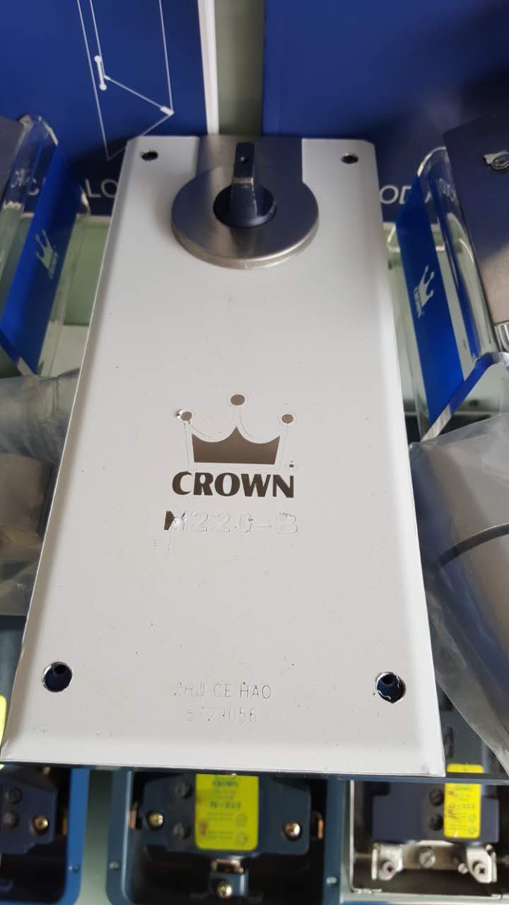 crown/上海皇冠地弹簧 新款n-220b全新外壳 面板新颖 含附件