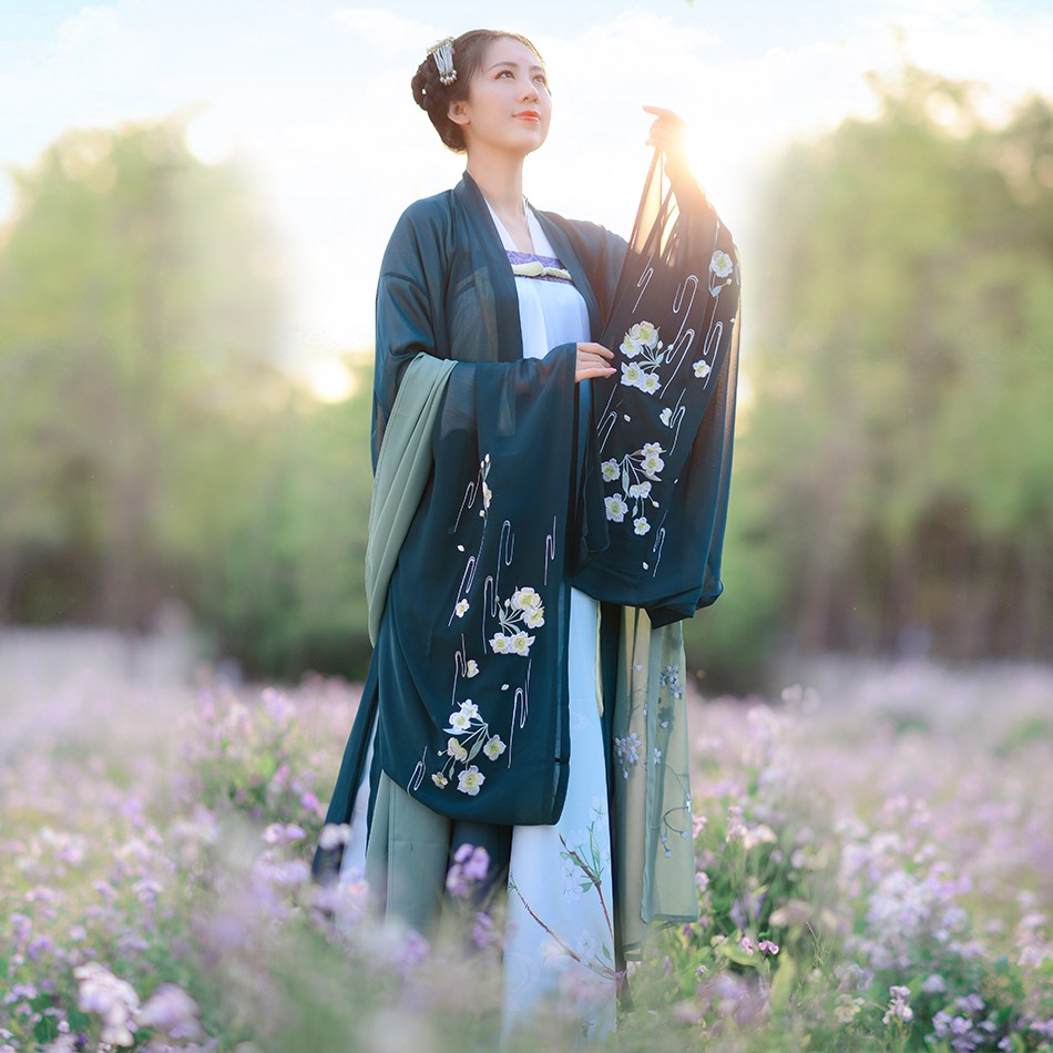 如梦霓裳汉服女装大袖衫[月照梨花]十刺绣花传统夏季配齐胸襦裙穿