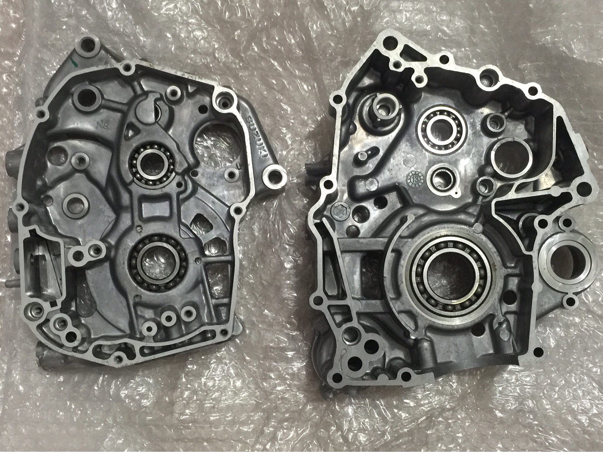 轻骑铃木赛驰qs110箱体 曲轴箱 中箱 发动机左右箱体 摩托车配件