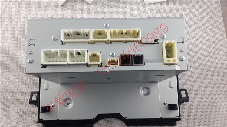 丰田10-13款新锐志cd机 aux/usb蓝牙倒车显示6寸触摸屏可接记录仪