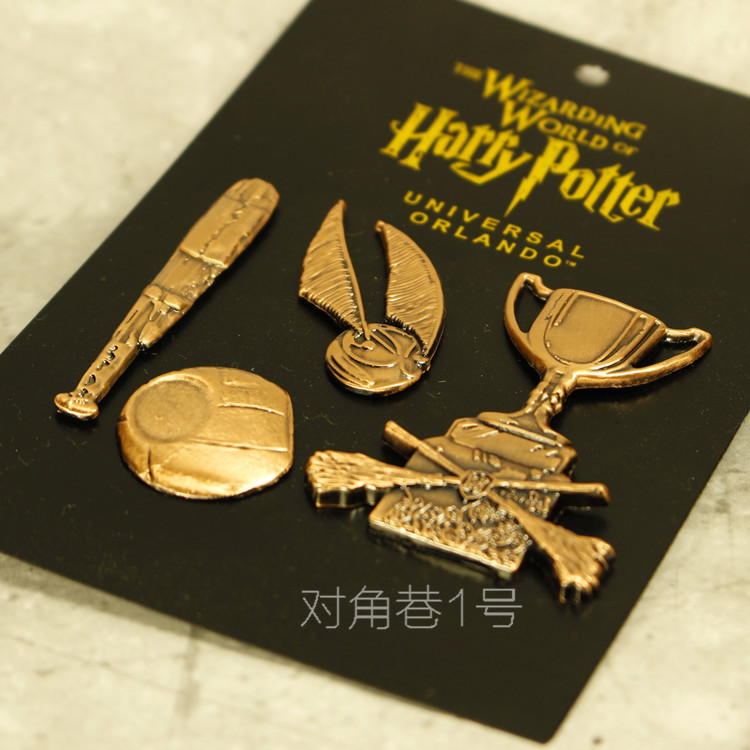 哈利波特周边 哈利波特金色飞贼胸针徽章 神奇的魁地奇球金探子