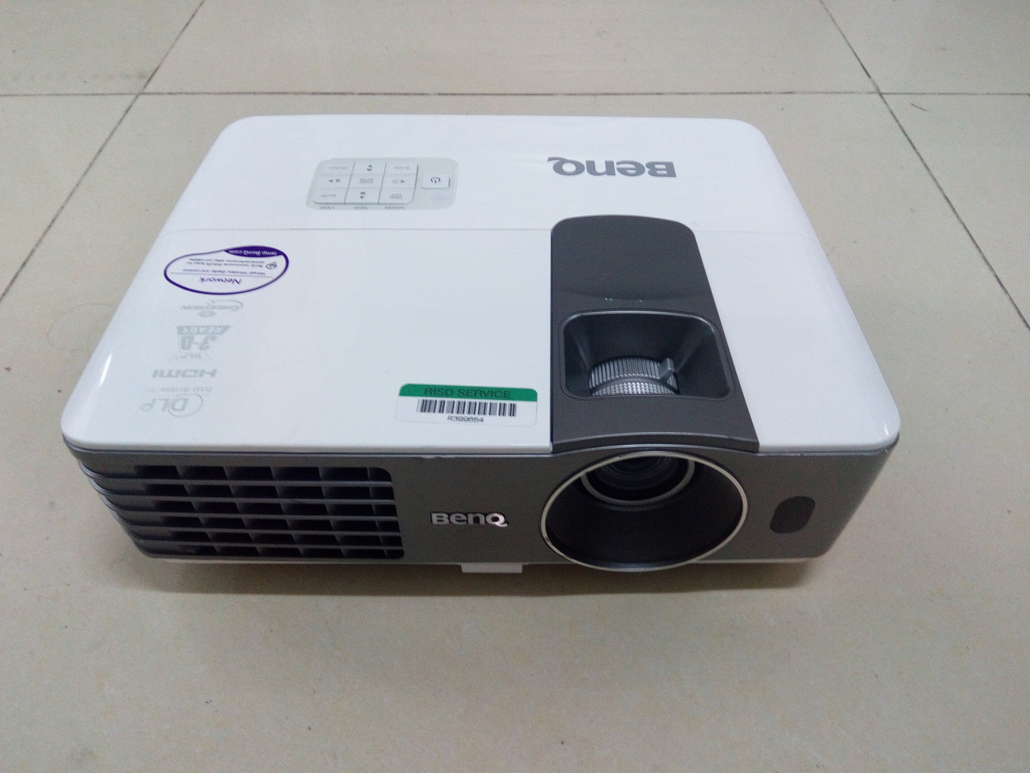 投影手机_二手投影仪的光源怎么看_二手投影手机大全