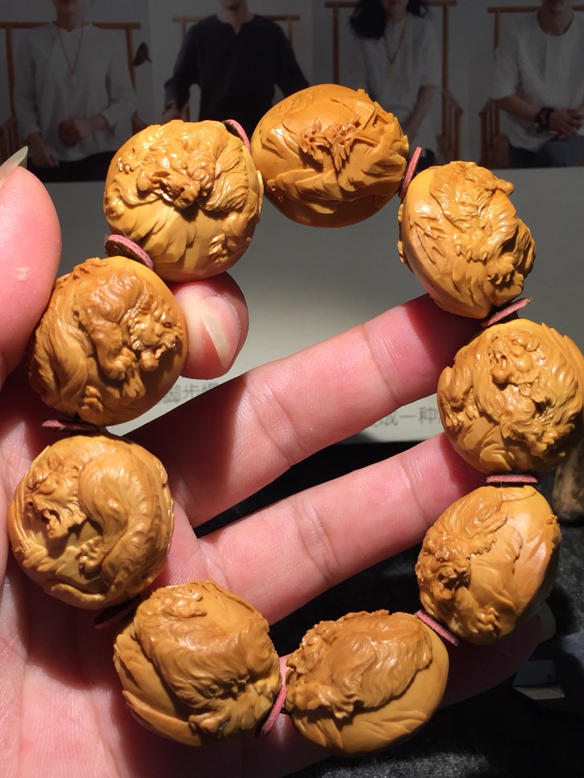 常态大师纯手工核雕老虎橄榄黄胖核 男式橄榄胡手串