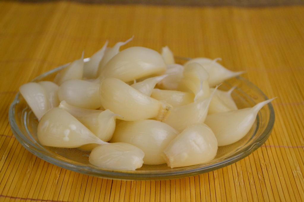 延边朝鲜族特色 糖醋蒜头 水晶蒜 泡菜 糖蒜250g*2袋包邮