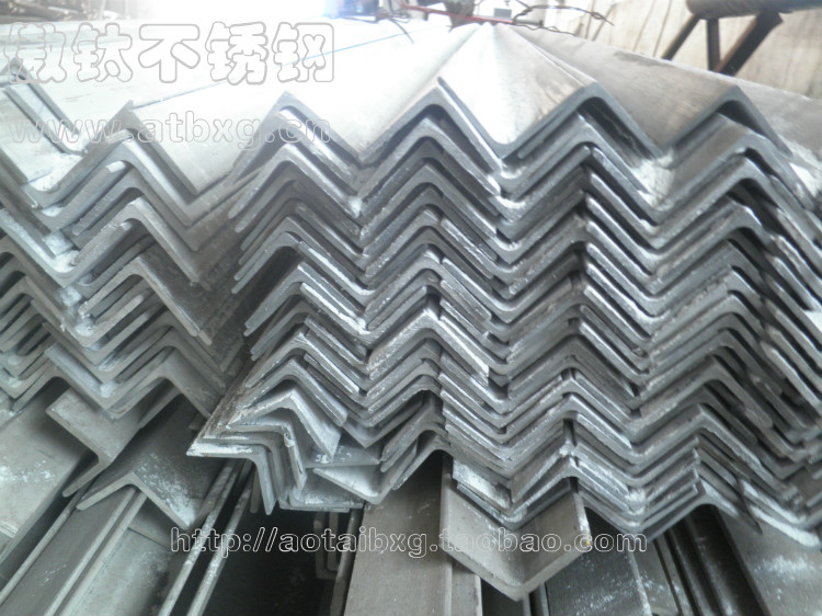 304不锈钢角钢/角铁/直角钢/等边角钢/l型钢/3#/规格30*30*3mm