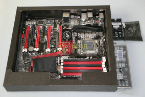 全新盒装Asus/华硕 玩家国度 Rampage III Extreme X58 R3E主板