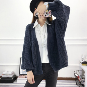 加厚宽松大码毛衣外套