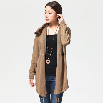 2014秋冬新款韩版时尚翻领 <em>长版毛衣外套</em>女开