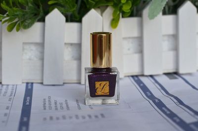 雅诗兰黛纯色晶亮花漾指甲油5ml estee lauder/雅诗兰黛 闪紫