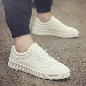 青年休闲板鞋小白鞋