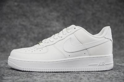 nike airforce1纯白色有牛皮材质的吗?