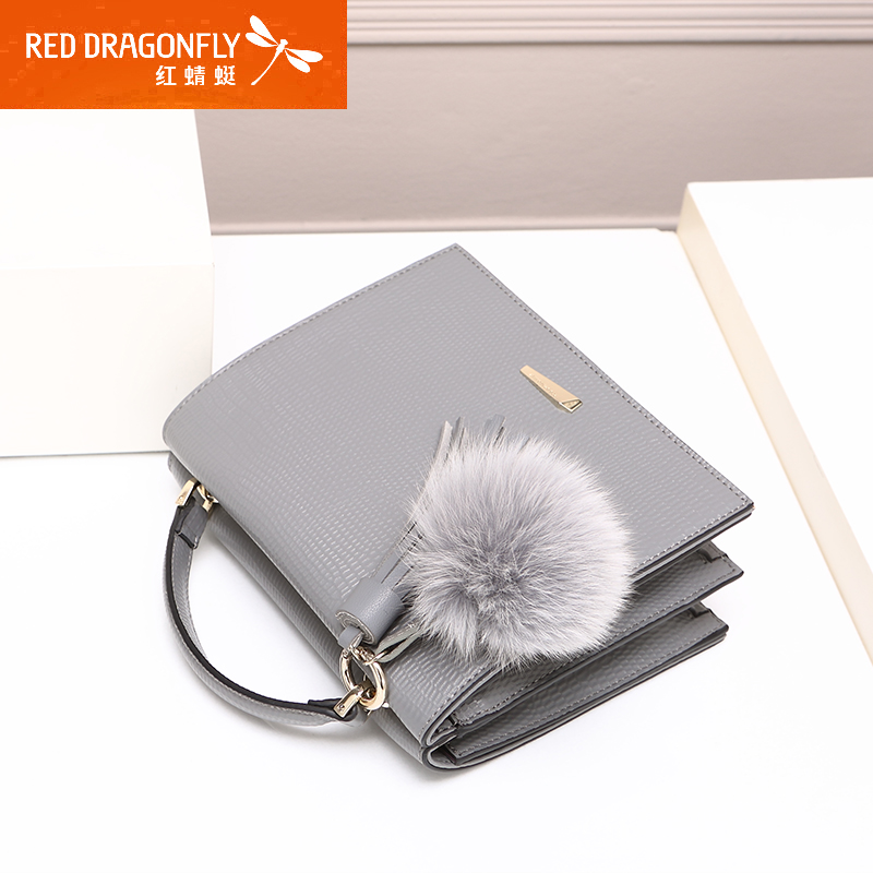 红蜻蜓女包 2017春季新款斜挎包时尚休闲流苏
