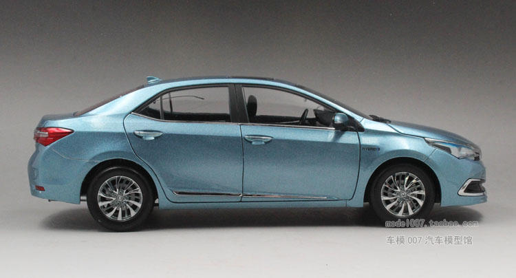 一汽丰田 卡罗拉双擎 toyota corolla 1:18 原厂 合金汽车模型