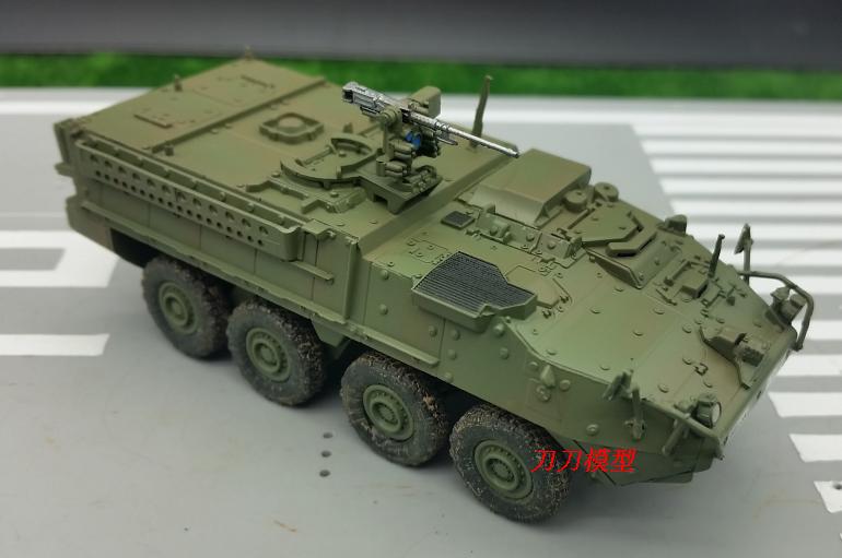 1:72 现代美军 m1126 斯崔克装甲车模型 小号手成品模型 35050