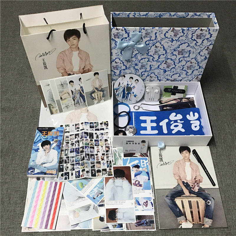 tfboys写真集专辑我们的时光王俊凯王源易烊千玺周边海报cd明信片