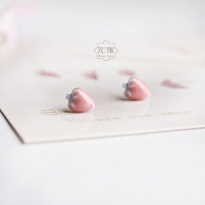 花宿|可爱甜美草莓耳钉