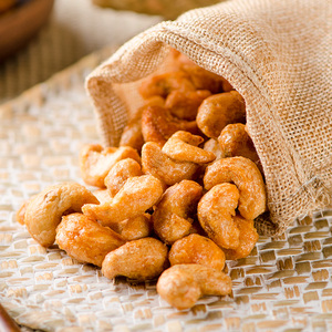 香酥炭烧腰果500g