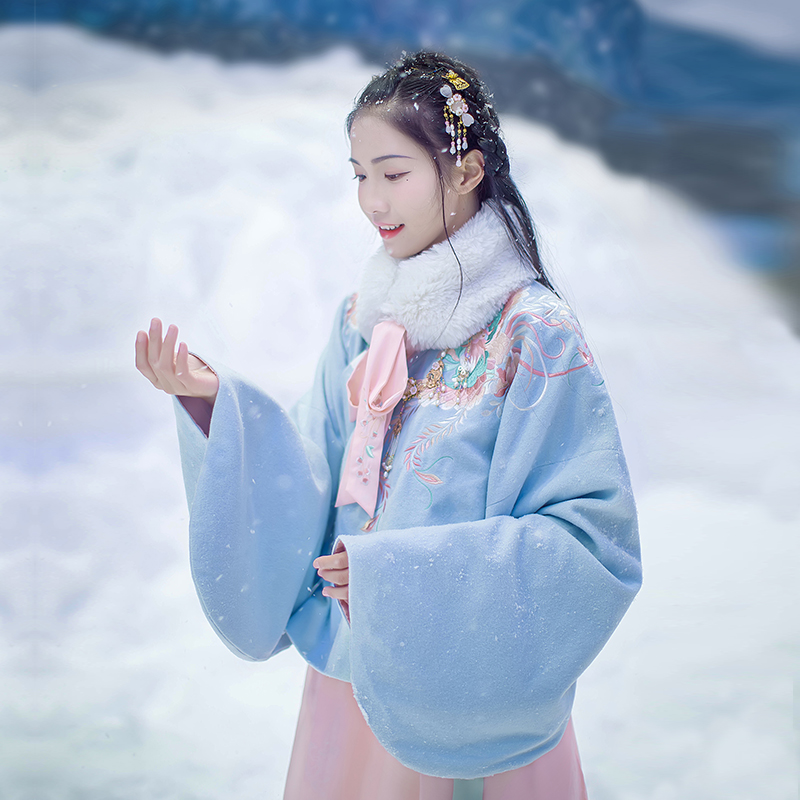 汉尚华莲传统汉服女交领袄裙齐腰山桃渐变印花秋冬款襦裙日常