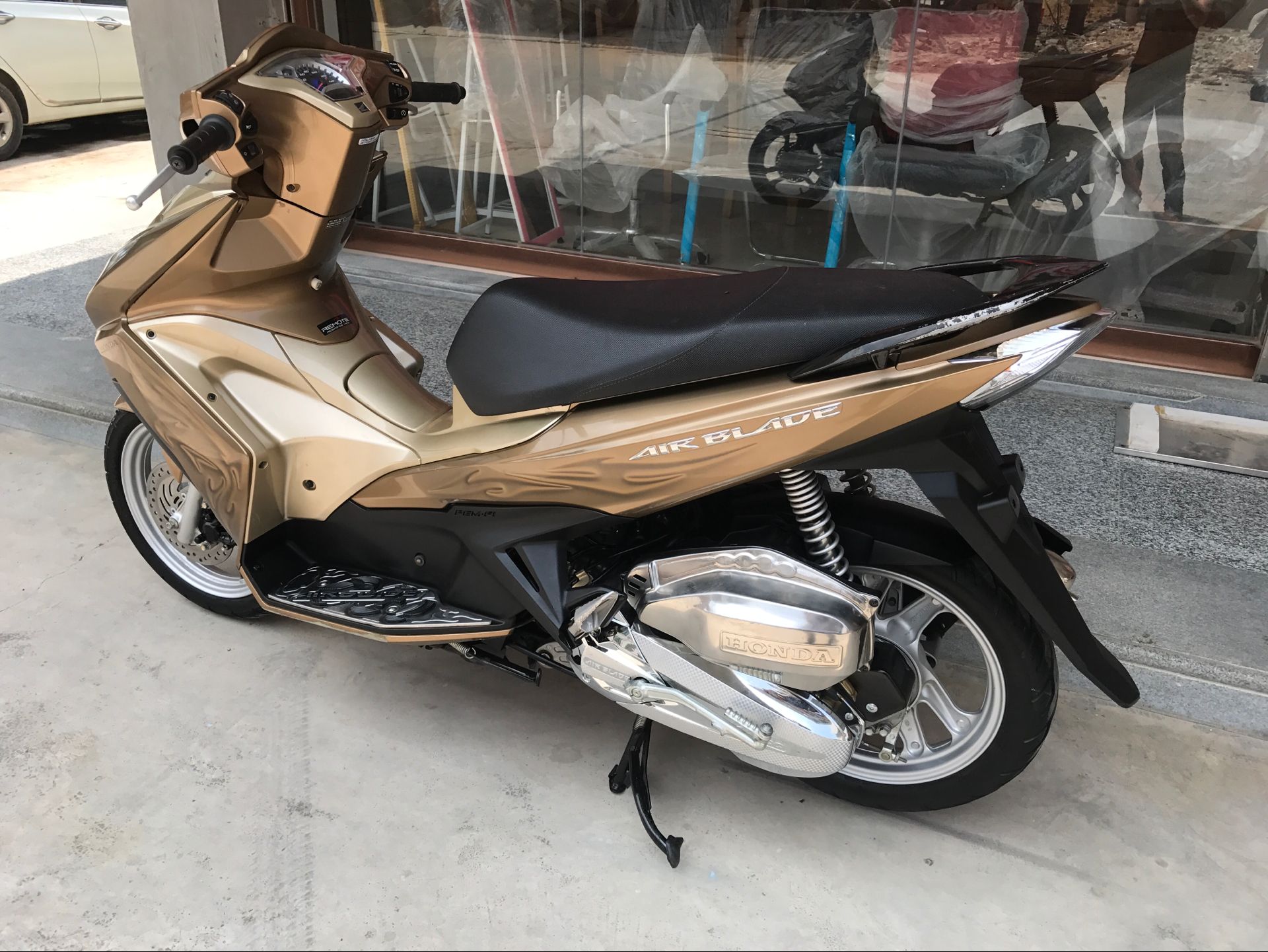 本田air blade 125泰国弯刀 越南弯刀