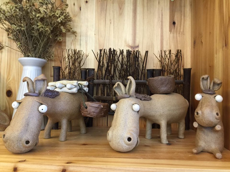 景德镇陶瓷艺术品摆件家居饰品创意动物摆设手工陶艺工艺品小毛驴