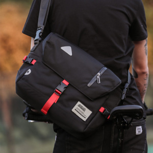 户外休闲运动防水包