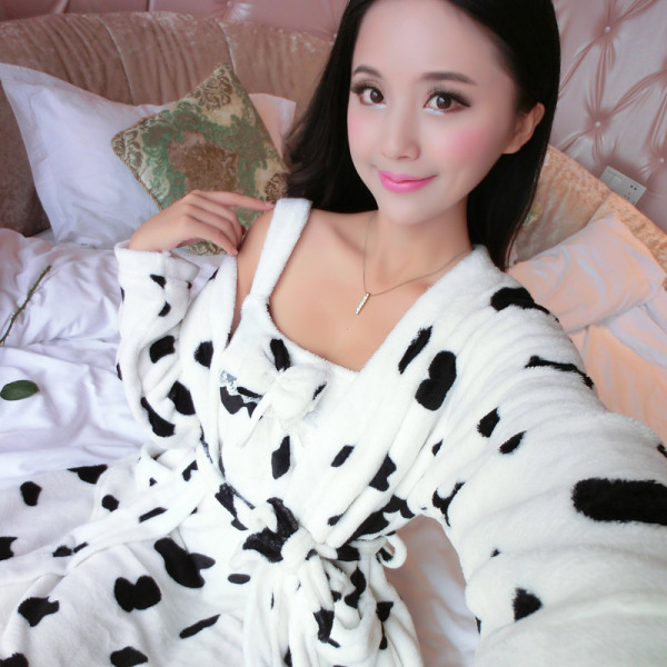 正品浴袍 <em>冬季</em>法兰绒奶牛<em>睡袍</em>女家居服<em>卡通吊</em>