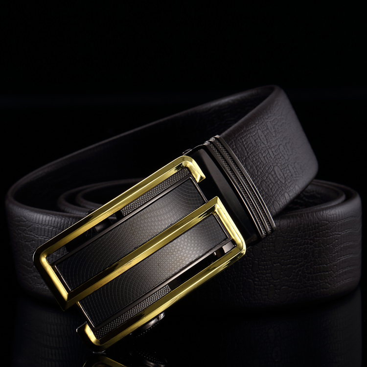 汽车违章扣分是自动扣还是要等我们自己去扣阿