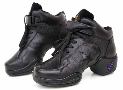 瘦身内增高运动鞋