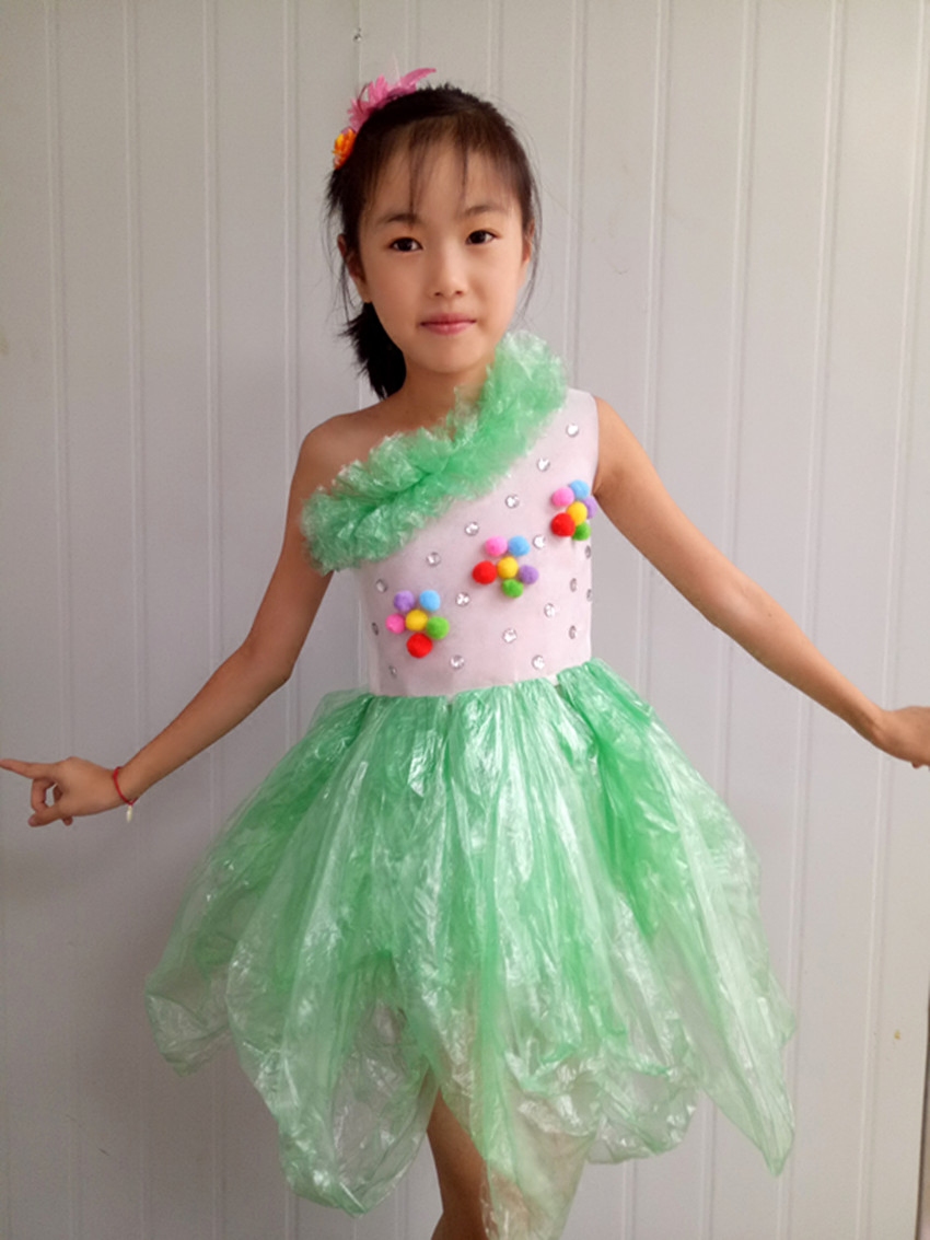 新款儿童环保演出服时装秀塑料袋环保裙幼儿婚纱演出服亲子装