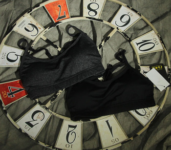 外贸原单 女款透气瑜伽半截<em>背心式跑步胸衣</em>防