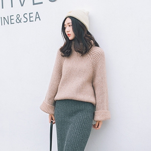 慵懒风喇叭袖高领毛衣